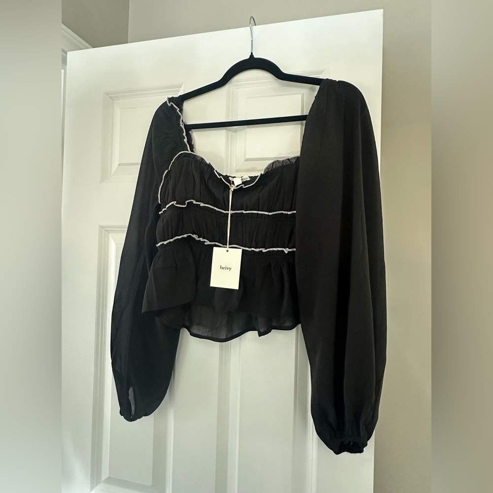 Drawstring Bow Ruched Ruffle Scoop Neck Top (Reg.) × 1